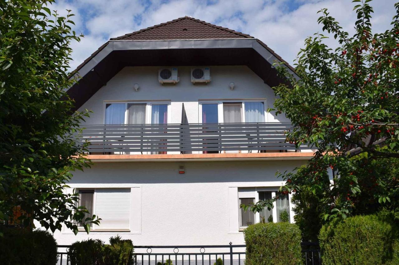 Apartments In Siofok/Balaton 35514 Ngoại thất bức ảnh